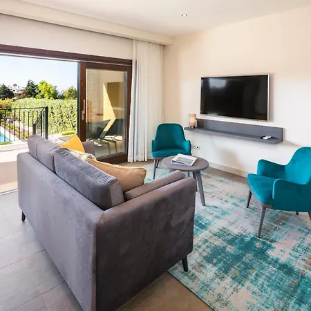 Курортный комплекс Vale De Milho Village 5*