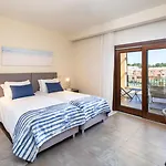Vale De Milho Village 5*